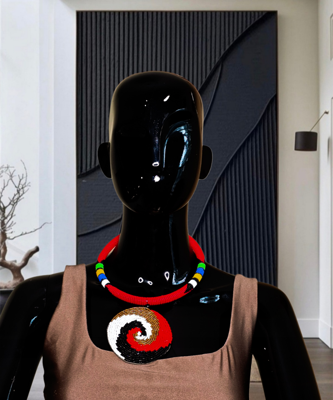 Neckpiece on a round or square neck outfit
