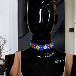 How the choker will look while wearing a v neck or round neck outfit